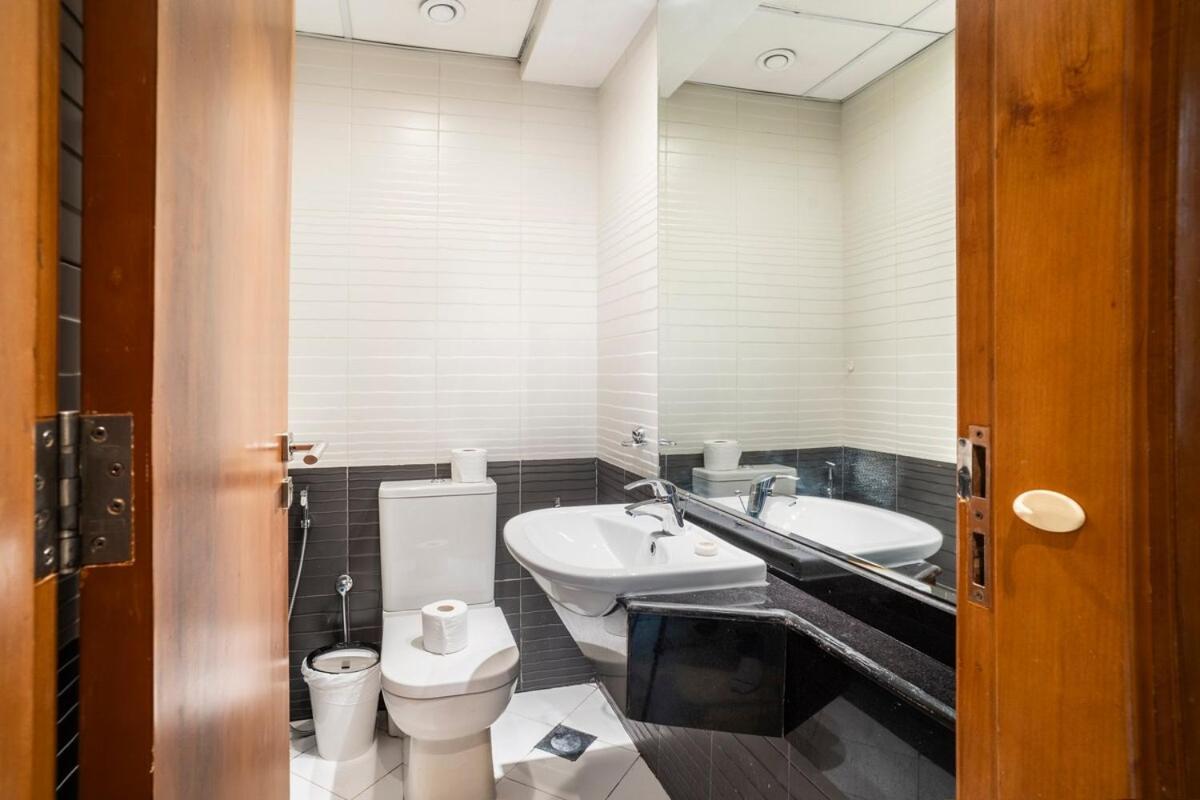 13 - Comfy 2br Family With Breathtaking Waterfront View - Free Parking Dubai